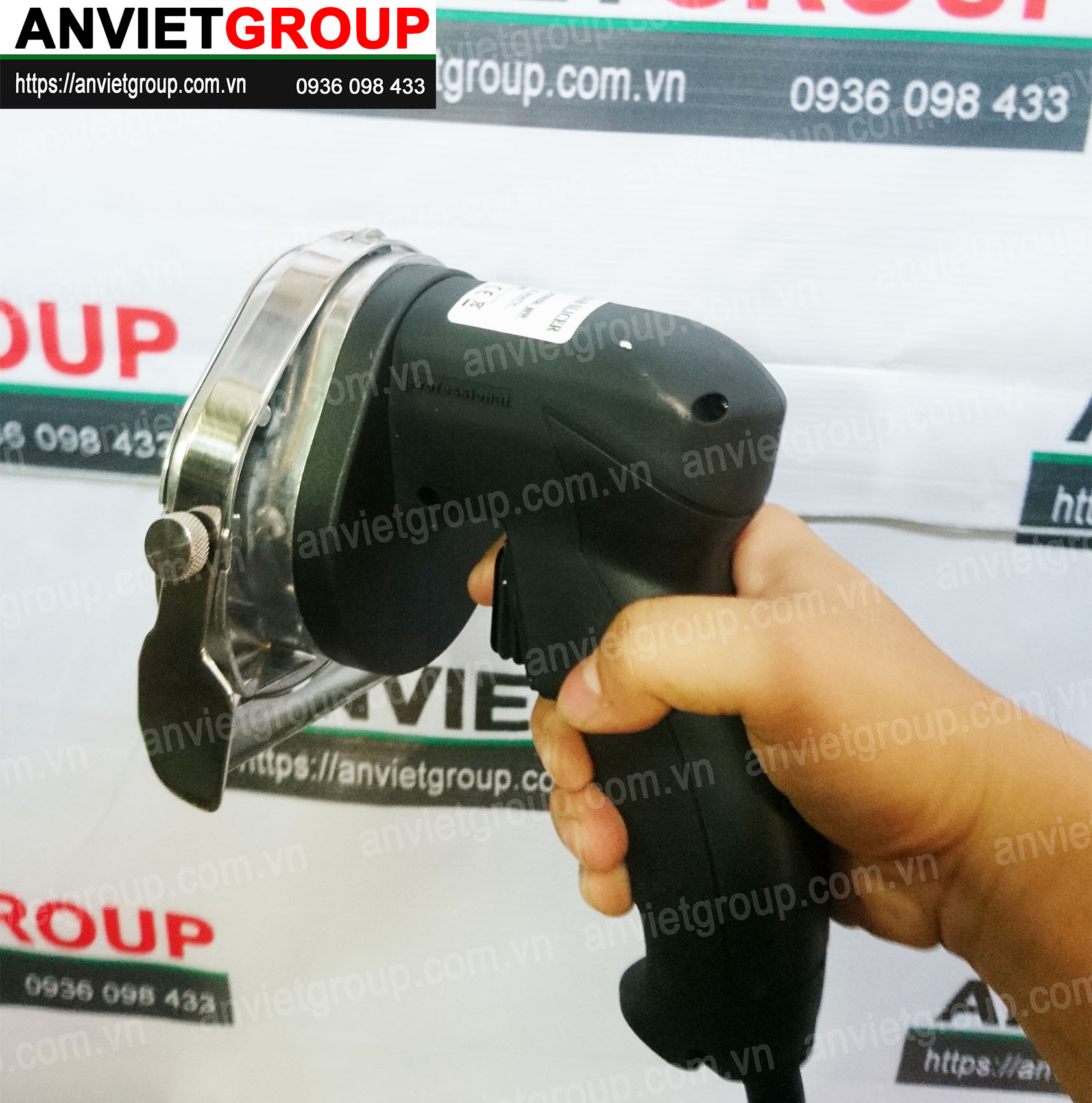 Máy dao cắt thái thịt nướng Doner Kebab Thổ Nhĩ Kỳ KS100E An Việt Máy dao cắt thái thịt nướng Doner Kebab Thổ Nhĩ Kỳ KS100E An Việt