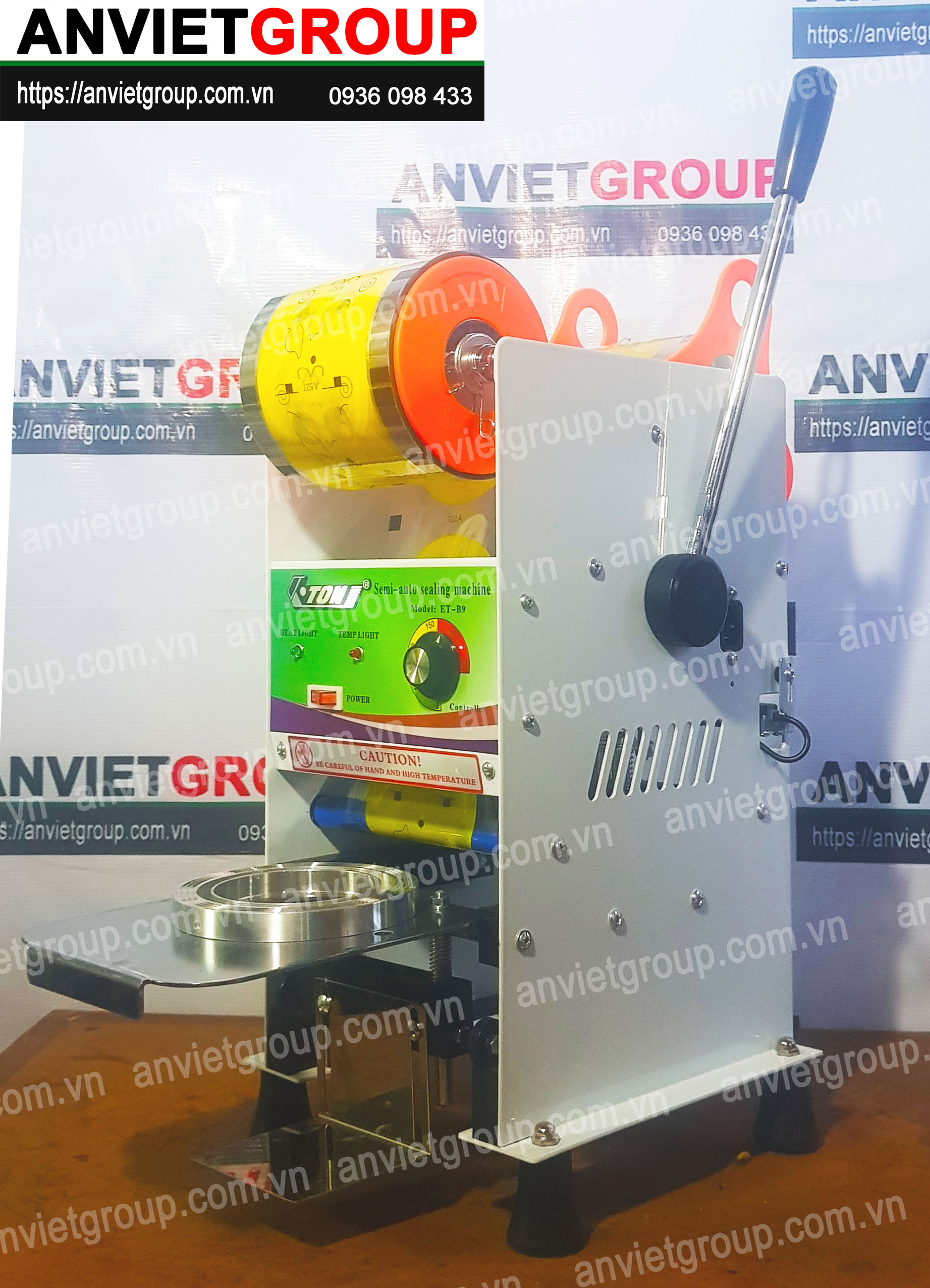 Máy dán ép dập đậy nắp miệng ly cốc bán bán tự động cuộn màng Eton B9 Máy dán ép dập đậy nắp miệng ly cốc bán bán tự động cuộn màng Eton B9